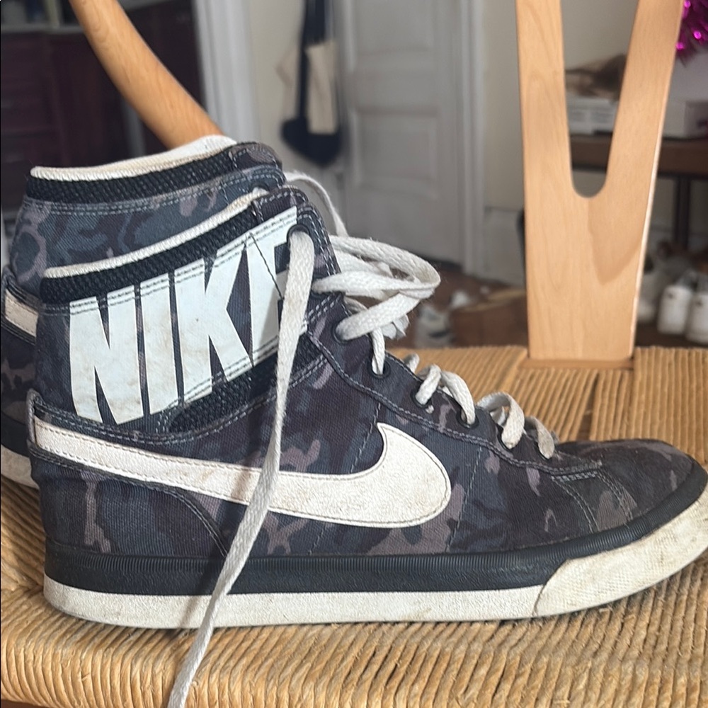 Nike High-Top Sneakers in Black and White